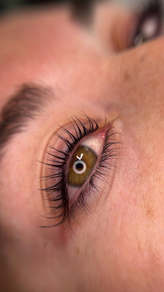 Gorgeous Eye lashes Results After Lash Lift in Jacksonville