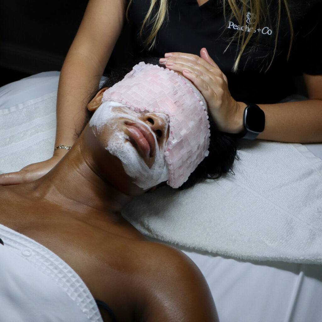 Juicy Peach Facial IMG 9607 scaled e1746406403206
